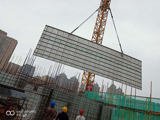 五棵松聯手北京建工，