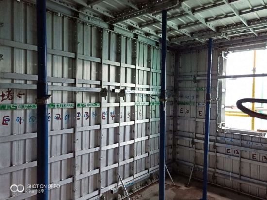 五棵松聯手北京建工，