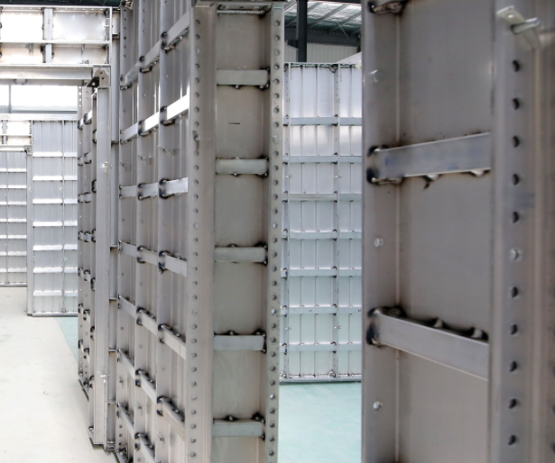 鋁模板和傳統模板之間到底是存在哪些差別？